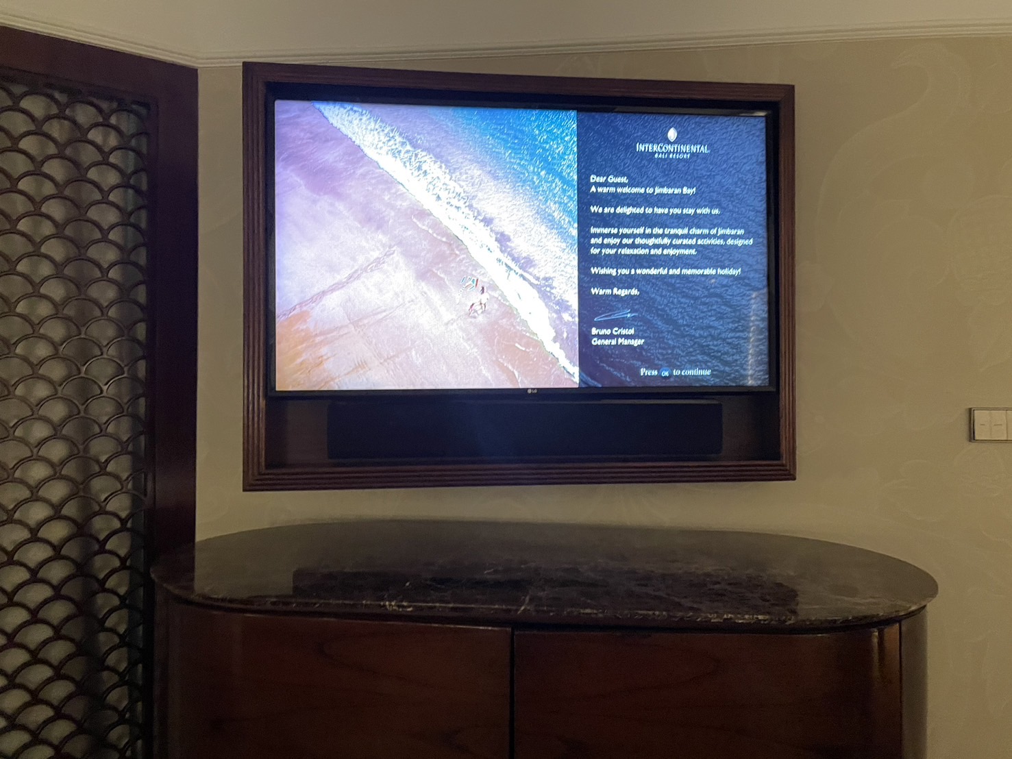 テレビ