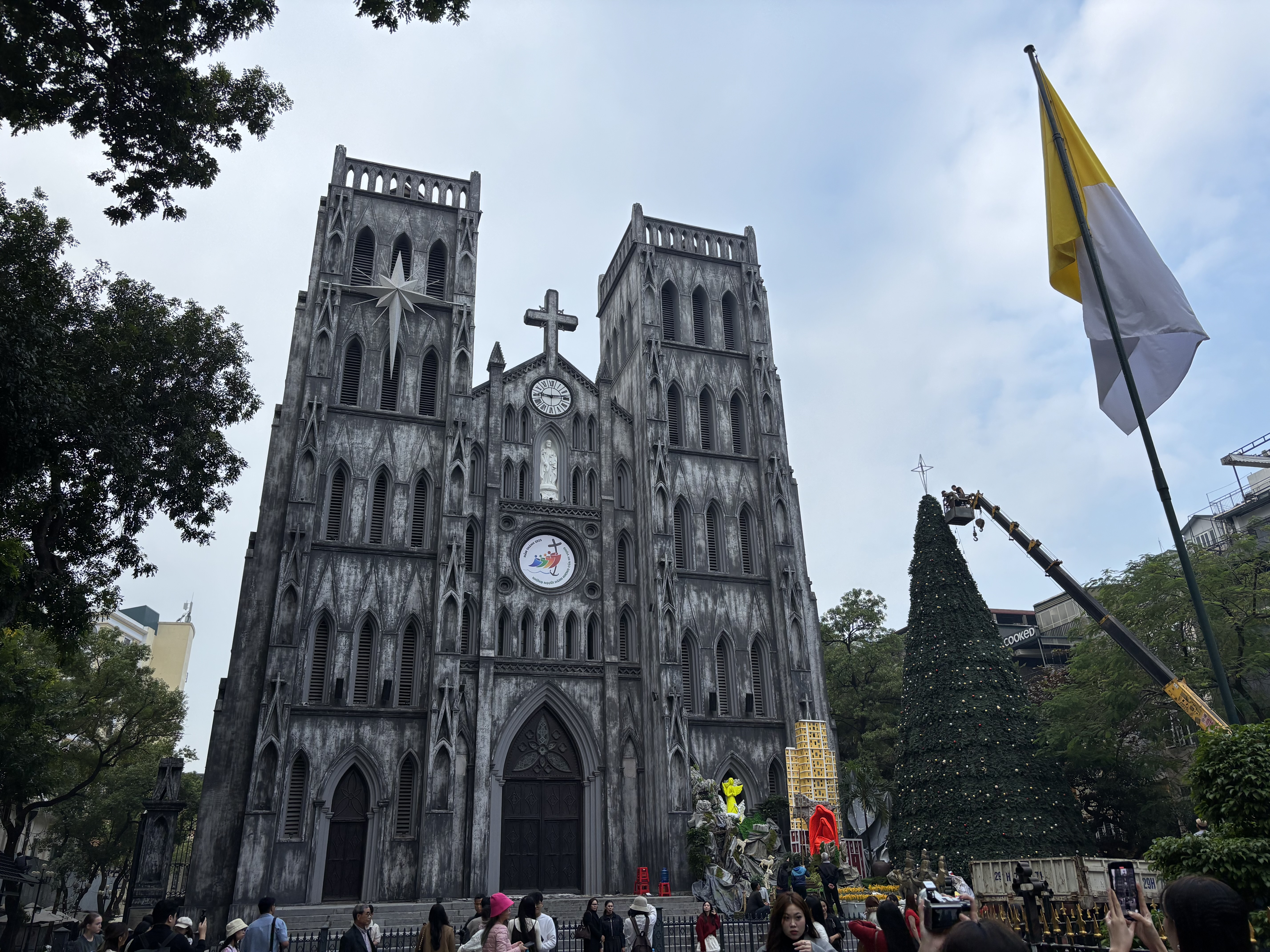 �ϥΥ��綵��