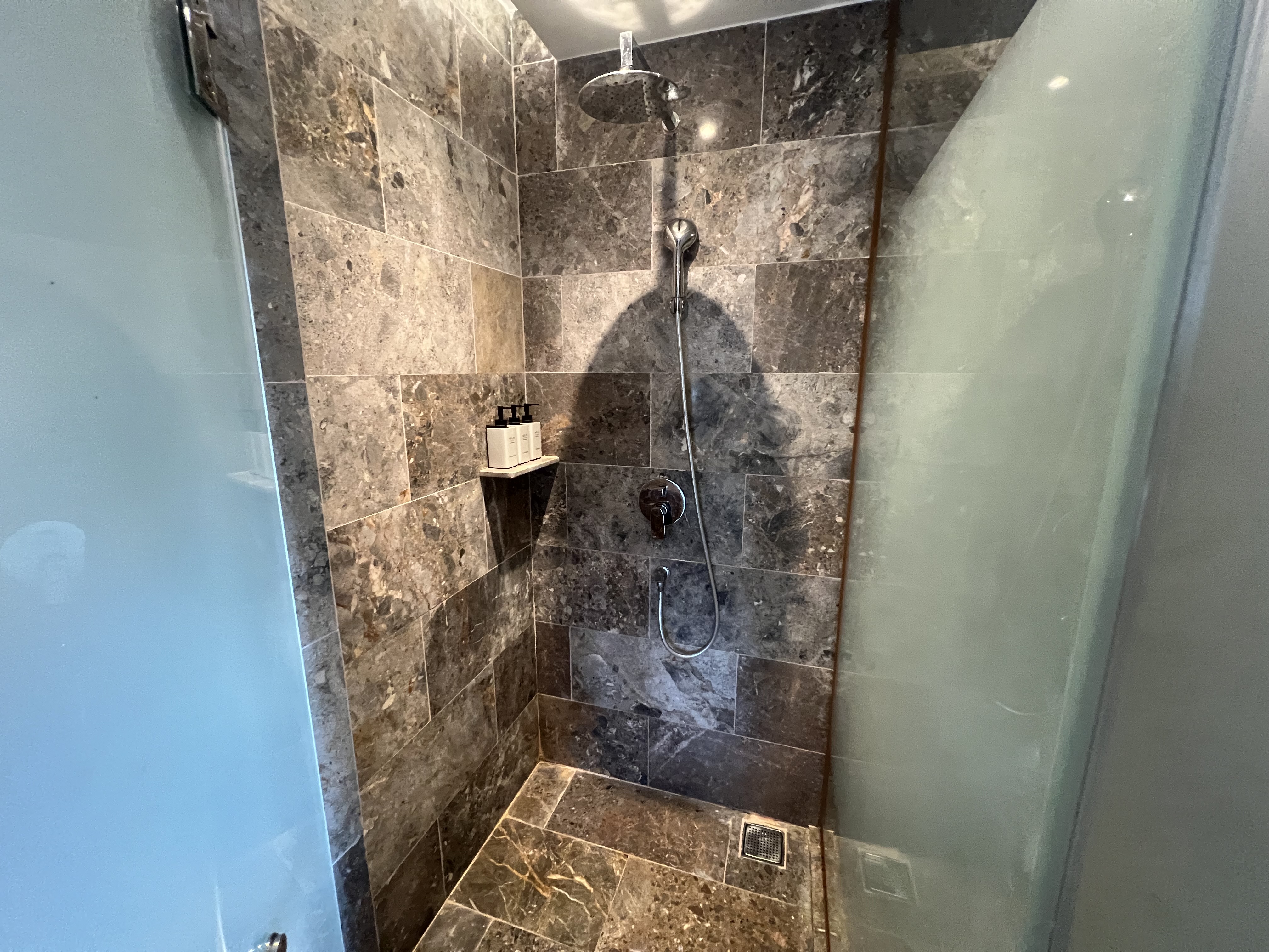 �������ڡ���