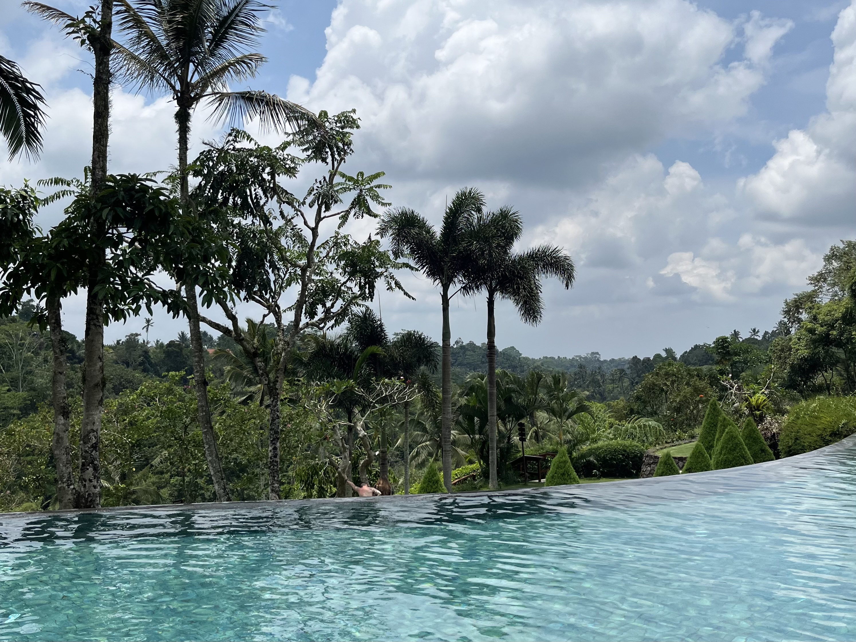 ���C���v�[��