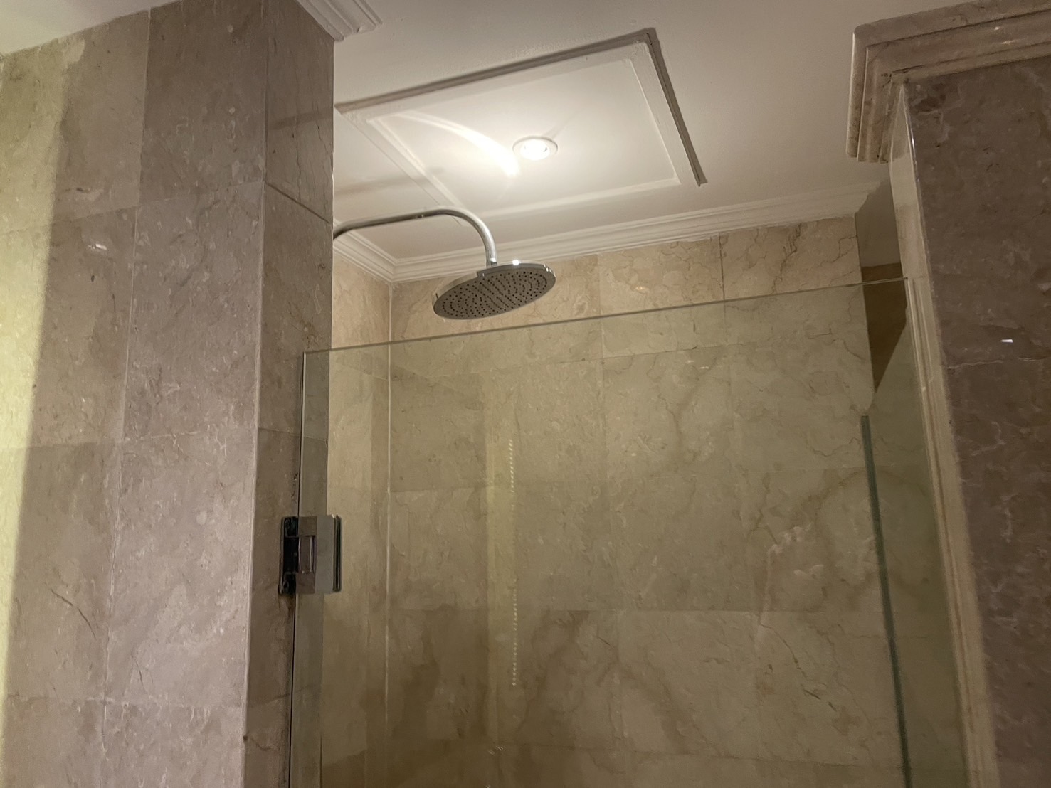 �V�����[�X�y�[�X