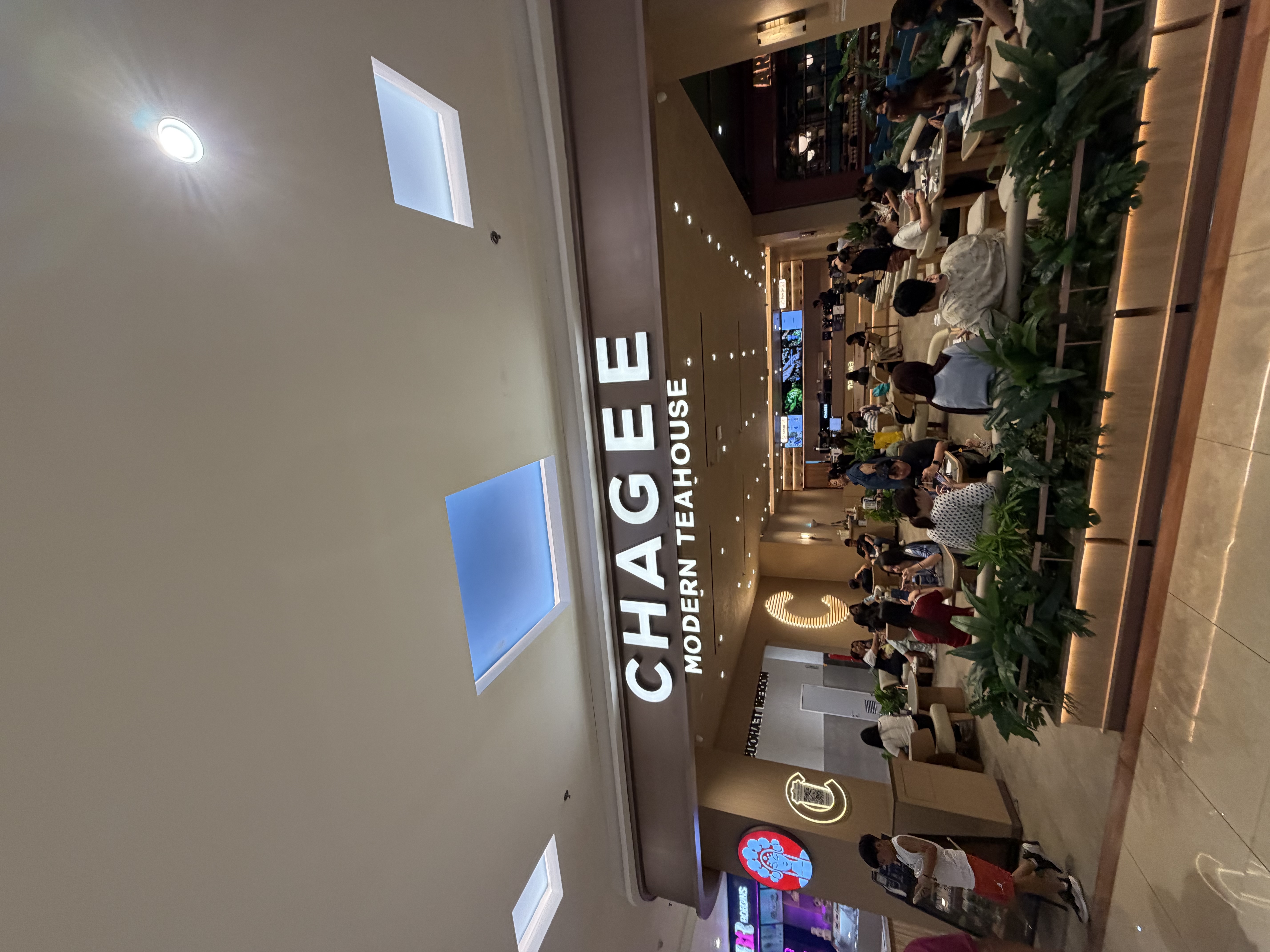 ���{�ɂ͂Ȃ��`���W�[�ɍs���܂����B�L���炵���ł��B