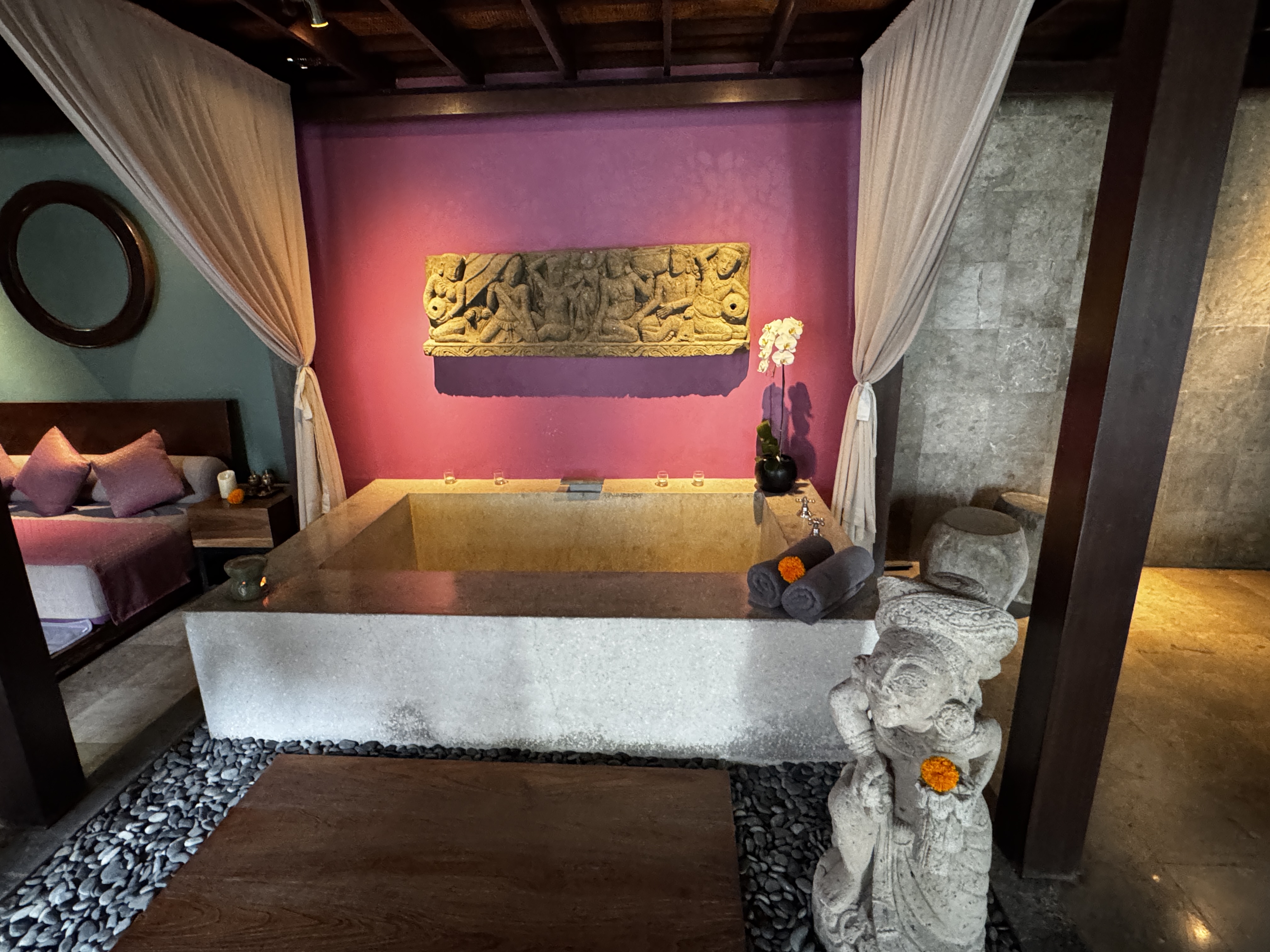 �ƂĂ��L�X�Ƃ����o�X���[�����������܂��B